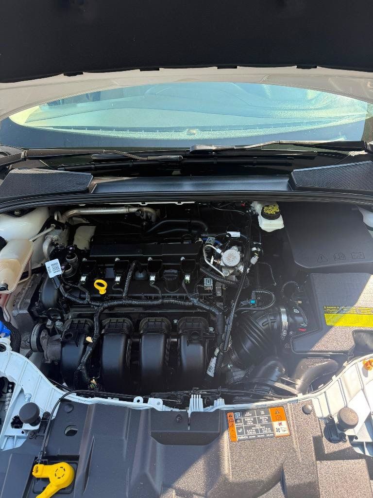 Used 2017 Ford Focus SE FWD image 35