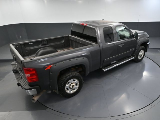 Used 2011 Chevrolet Silverado 2500 LT w/ Interior Plus Package AWD/4WD image 44