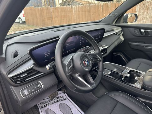 Used 2025 Buick Enclave Preferred image 15