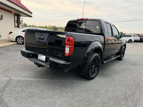 Used 2020 Nissan Frontier SV w/ Midnight Edition Floor Mats AWD/4WD image 5