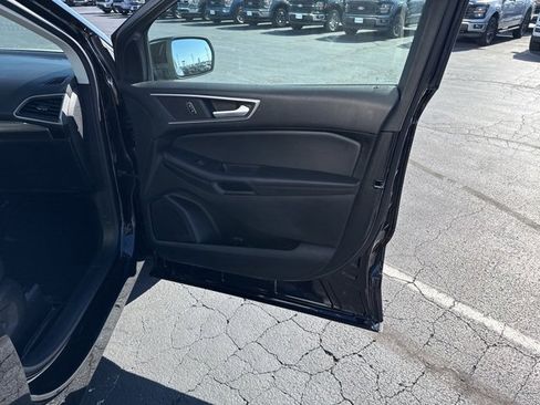 Used 2022 Ford Edge SEL w/ Convenience Package image 29