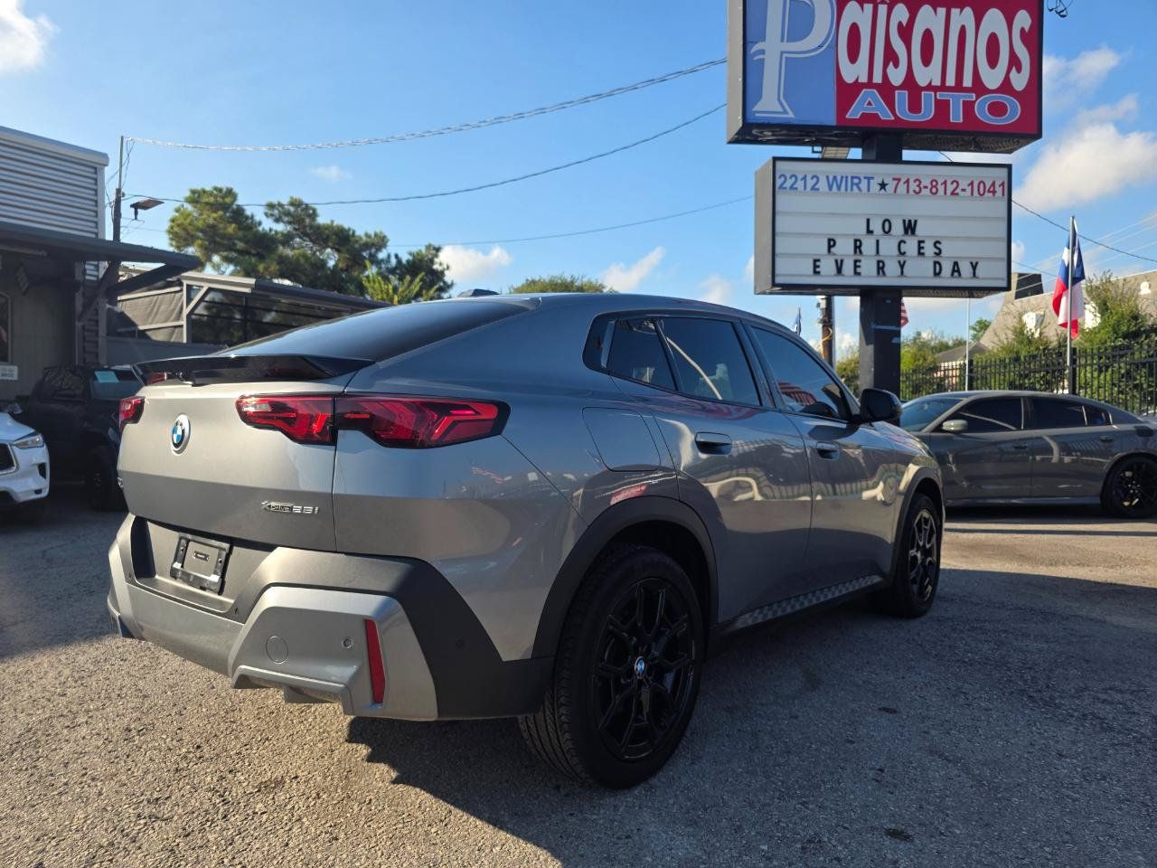 Used 2026 BMW X2 xDrive28i AWD/4WD image 5