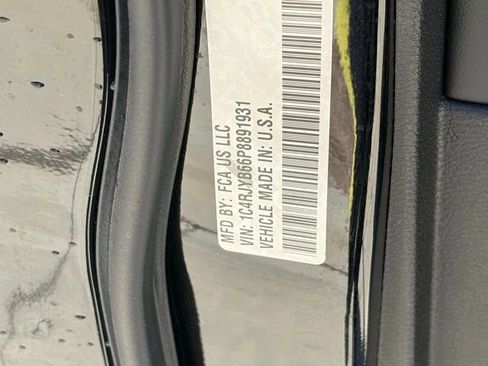 Used 2023 Jeep Grand Cherokee 30th Anniversary image 30