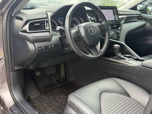 Used 2024 Toyota Camry SE FWD image 12