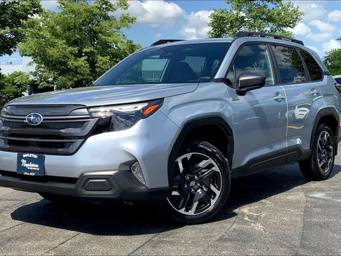 New 2025 Subaru Forester Premium image 2