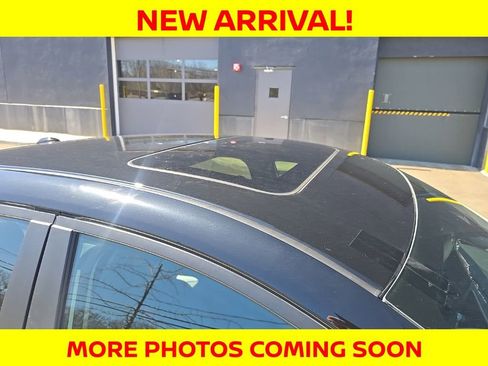 Used 2024 Nissan Sentra SR w/ SR Premium Package image 14