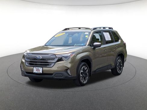 Certified 2026 Subaru Forester Premium w/ Premium/Limited Package AWD/4WD image 3