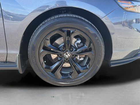Used 2025 Honda Accord SE image 9