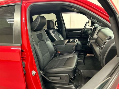 Used 2021 RAM 1500 Big Horn w/ Built-to-serve Edition image 23
