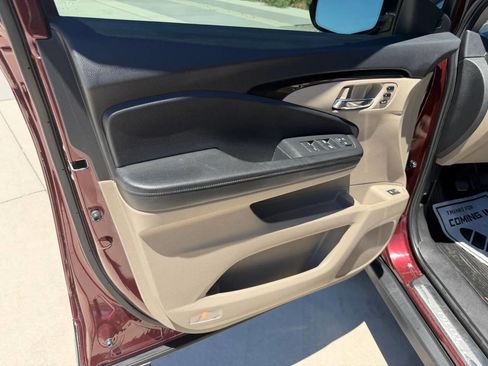 Used 2020 Honda Pilot Elite image 20