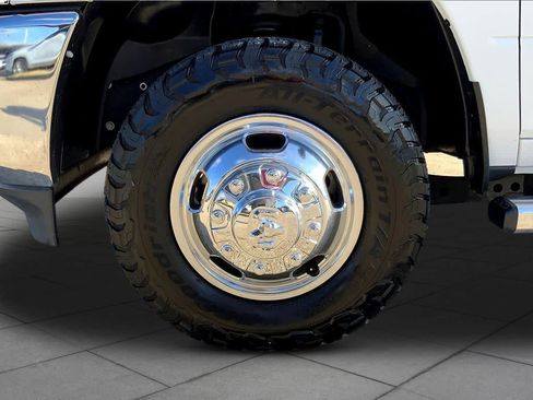 Used 2024 RAM 3500 Tradesman w/ Chrome Appearance Group AWD/4WD image 10
