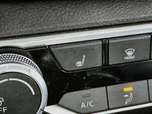 Used 2024 Nissan Altima 2.5 SR w/ SR Premium Package AWD/4WD image 4