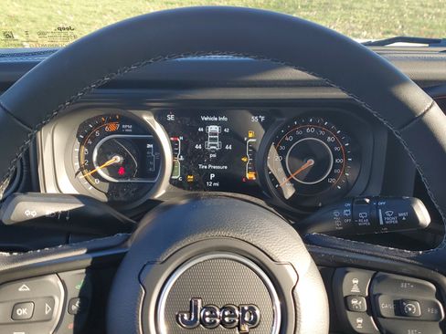 New 2026 Jeep Wrangler Unlimited Rubicon image 24