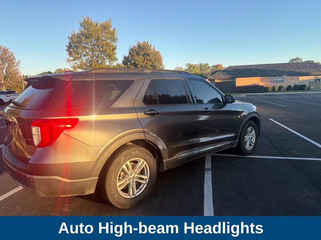 Used 2020 Ford Explorer XLT w/ Equipment Group 202A AWD/4WD image 5