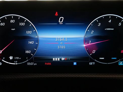 Used 2025 Mercedes-Benz CLA 250 CLA250 w/ Exclusive Package image 13