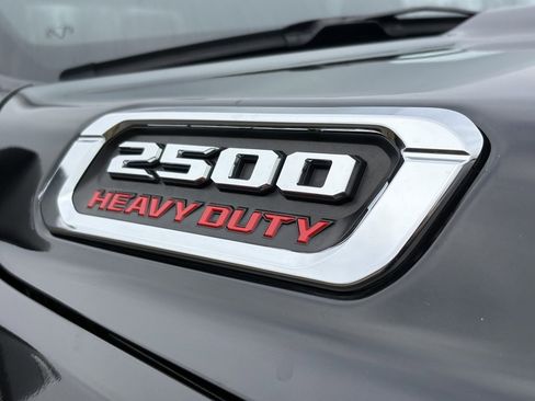 Used 2024 RAM 2500 Tradesman w/ Chrome Appearance Group image 10