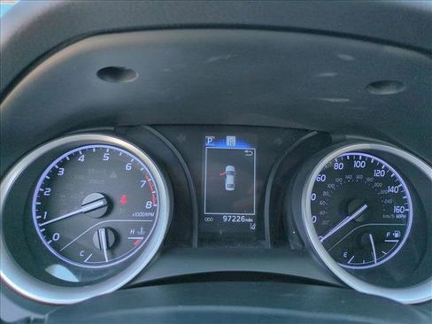 Used 2022 Toyota Camry LE FWD image 11