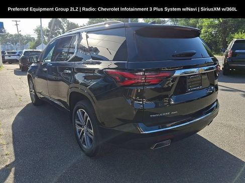 Used 2023 Chevrolet Traverse High Country AWD/4WD image 7