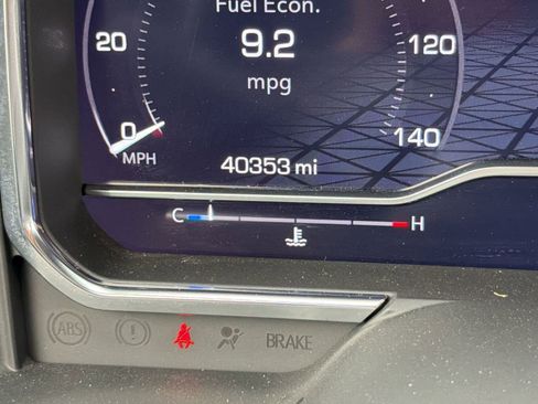 Used 2024 GMC Sierra 2500 AT4 w/ AT4 Premium Plus Package image 20