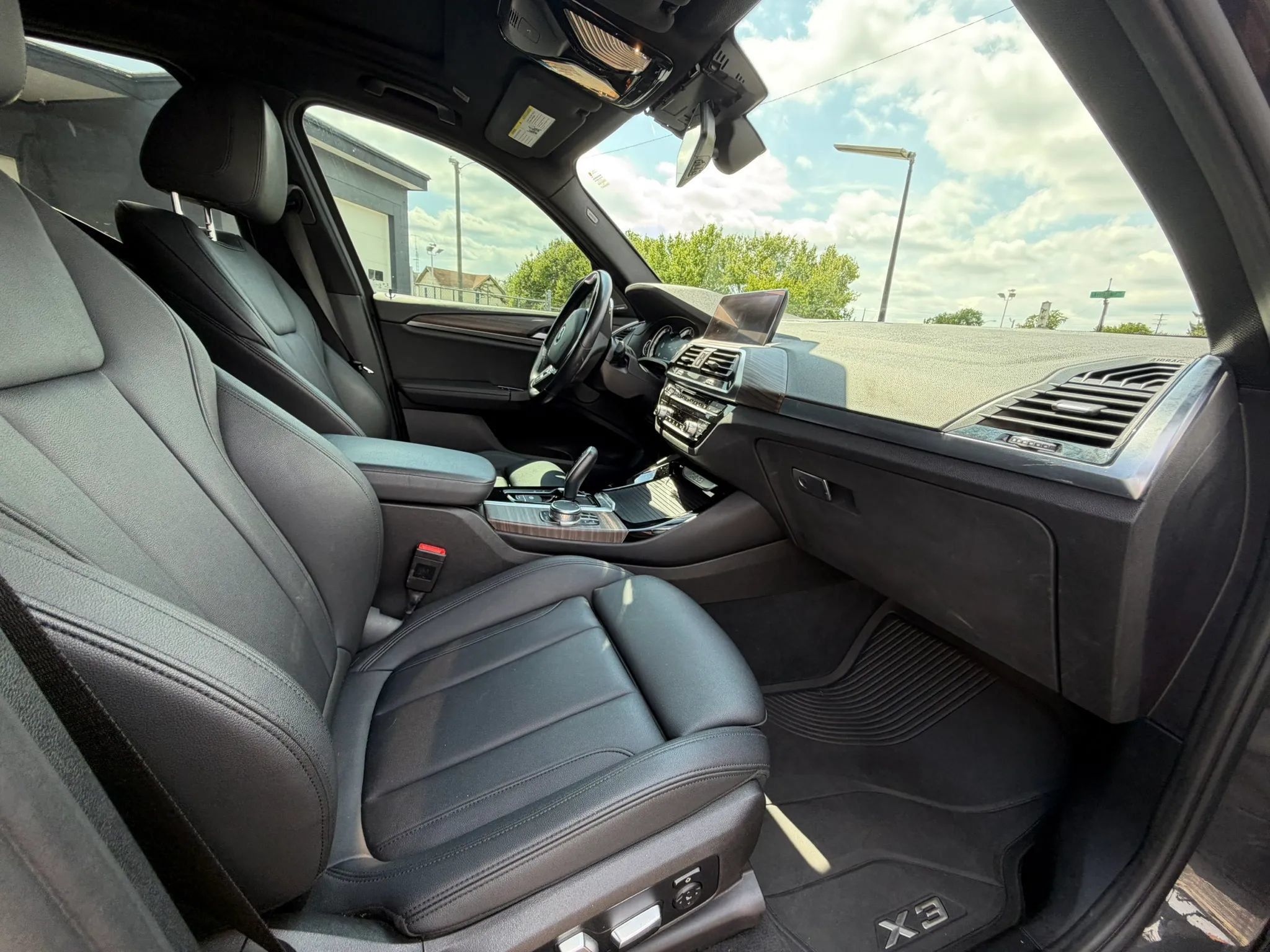 Used 2019 BMW X3 xDrive30i AWD/4WD image 14