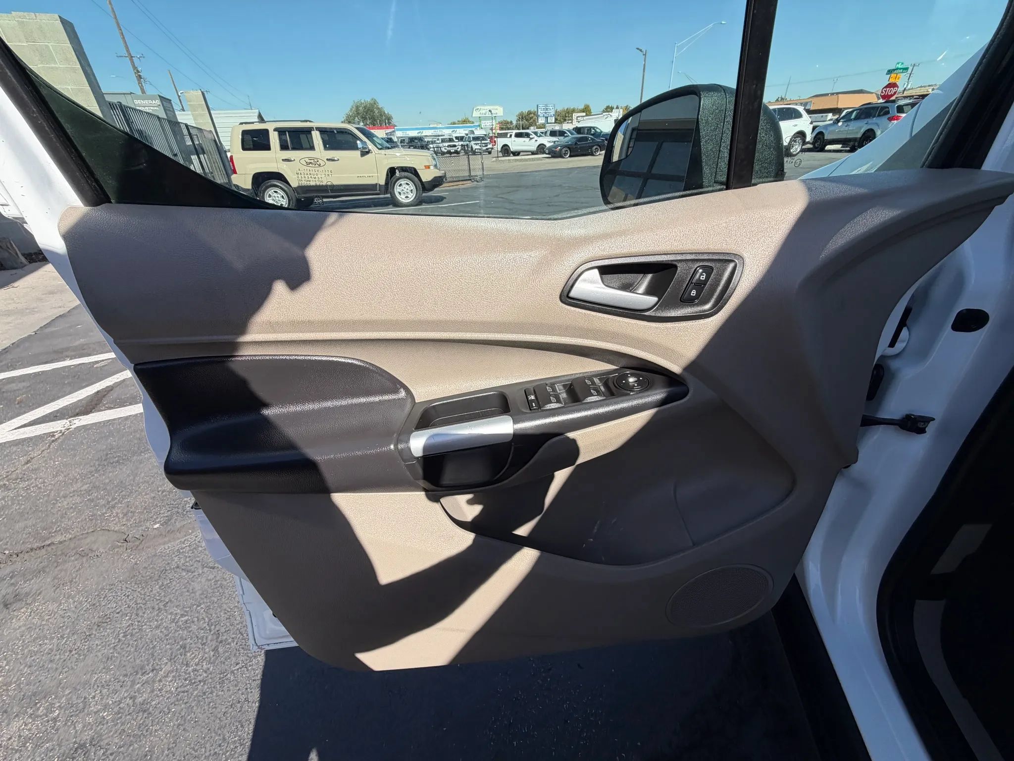 Used 2014 Ford Transit Connect XLT FWD image 12