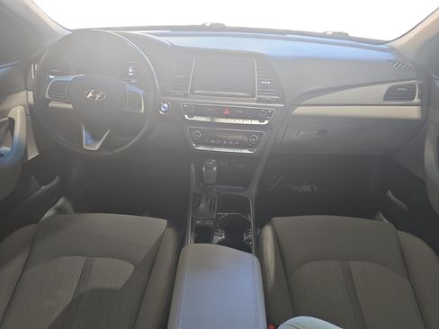 Used 2018 Hyundai Sonata SE FWD image 9