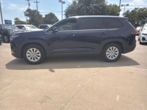 Used 2026 Toyota Grand Highlander FWD image 5
