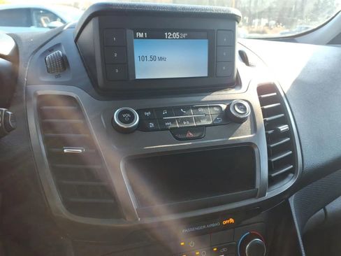 Used 2022 Ford Transit Connect XL image 26