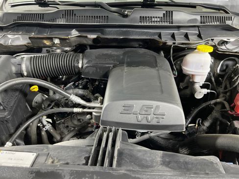 Used 2022 RAM 1500 Classic Warlock image 28