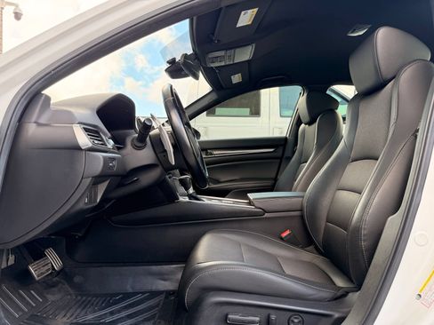 Used 2021 Honda Accord Sport image 14