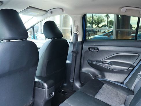 Used 2023 Nissan Versa SV image 31