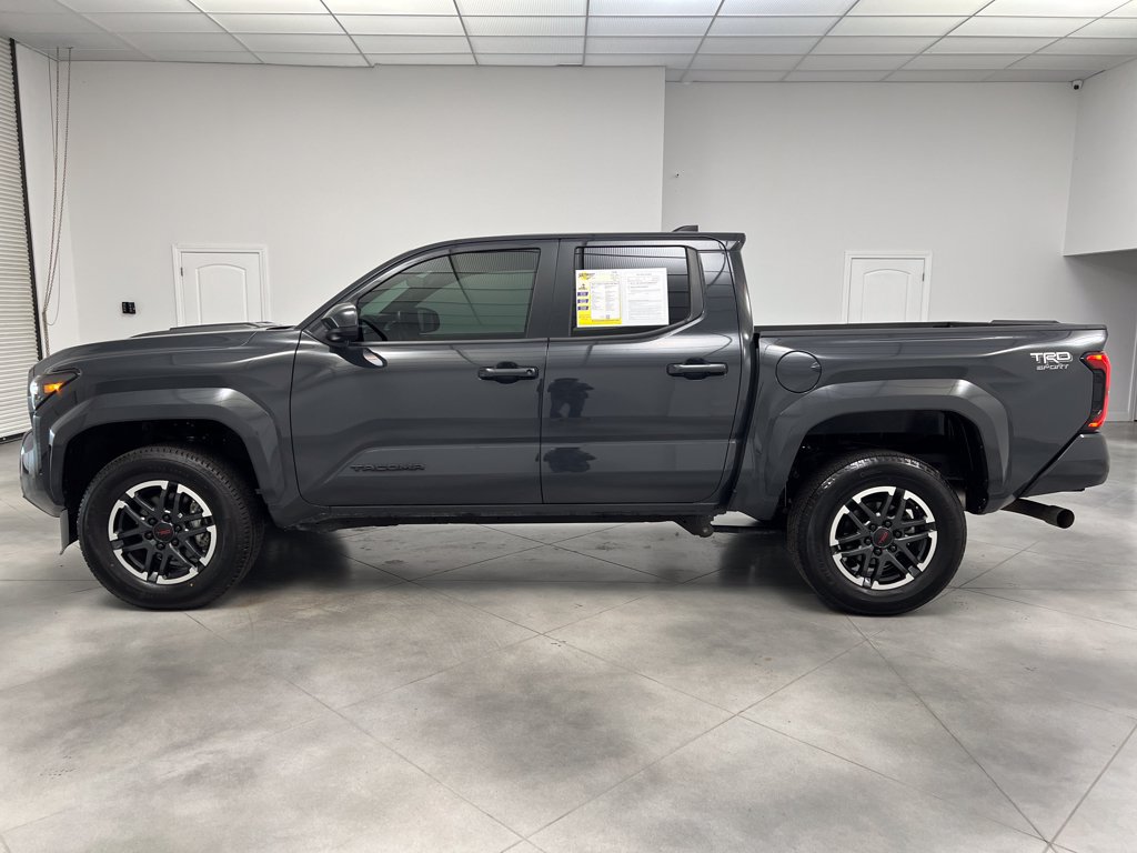Used 2024 Toyota Tacoma TRD Sport RWD image 9