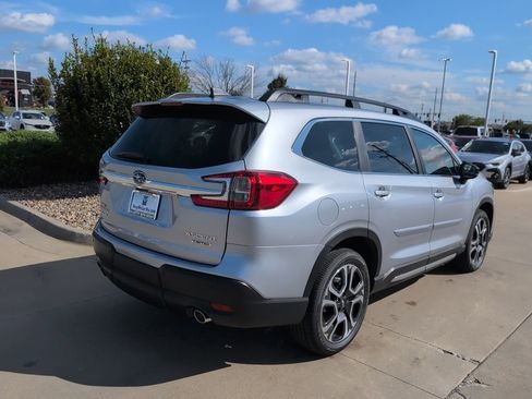 Used 2025 Subaru Ascent Limited image 7