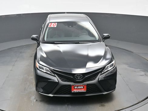 Used 2020 Toyota Camry SE image 34