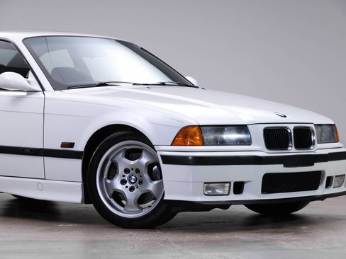 Used 1996 BMW M3 Coupe image 9
