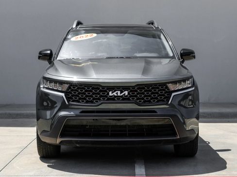 Used 2022 Kia Sorento S w/ Panoramic Sunroof Package AWD/4WD image 5