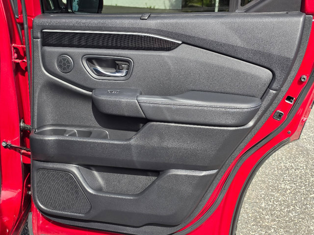 Certified 2025 Honda Pilot Elite image 18