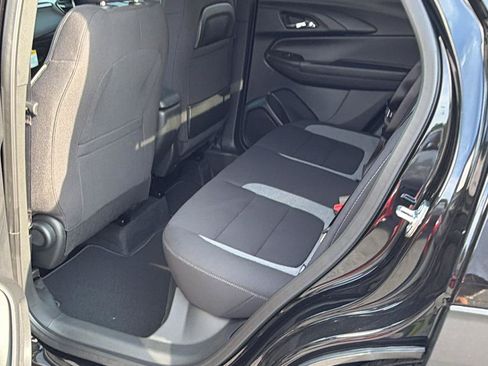 New 2026 Chevrolet TrailBlazer LT w/ Midnight Edition FWD image 18