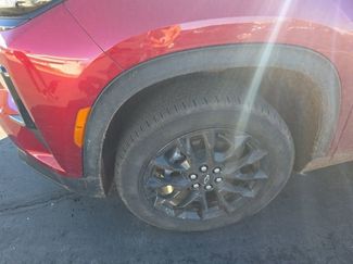 Used 2024 Chevrolet Traverse LT w/ Midnight/Sport Edition video 2