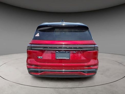 New 2026 Lincoln Nautilus Reserve w/ Jet Appearance Package AWD/4WD image 7
