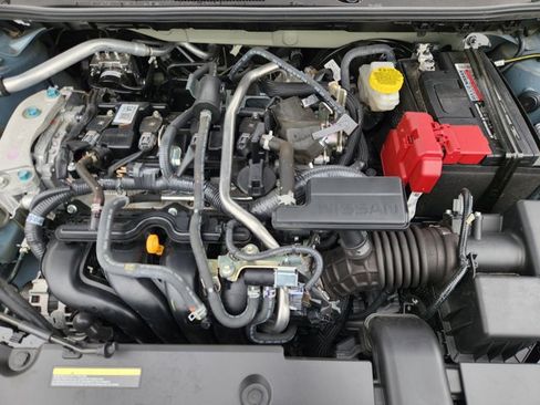 Certified 2025 Nissan Sentra SR w/ SR Premium Package FWD image 18