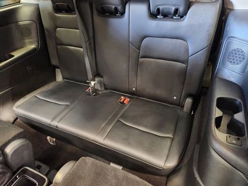 Certified 2023 Nissan Pathfinder Platinum image 21