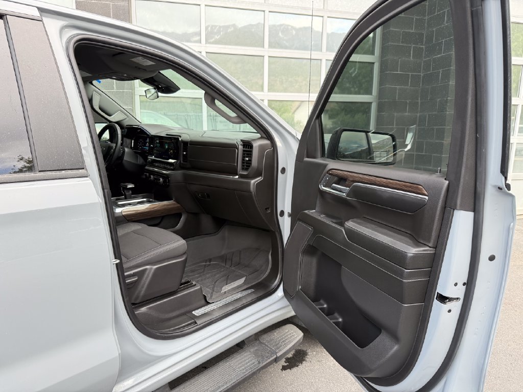 Used 2024 Chevrolet Silverado 1500 RST w/ Protection Package AWD/4WD image 41
