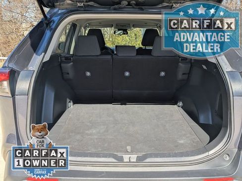 Used 2024 Toyota RAV4 LE image 18