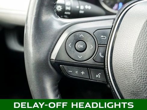 Used 2020 Toyota RAV4 XLE image 20