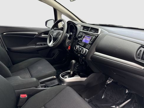 Used 2019 Honda Fit LX image 40