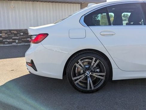 Used 2020 BMW 330i Sedan image 23