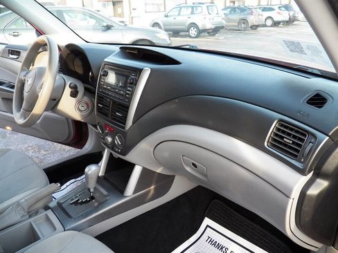 Used 2012 Subaru Forester 2.5X Premium w/ All-Weather Pkg image 18