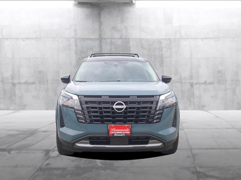 New 2026 Nissan Pathfinder Platinum AWD/4WD image 4