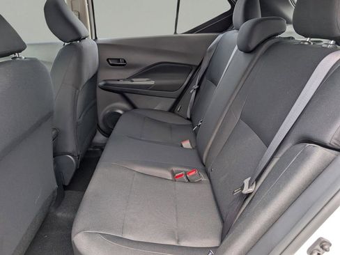 New 2025 Nissan Kicks Play S FWD image 9